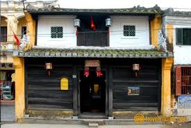 1 2 billion VND to upgrade ancient houses in Hoi An ancient city